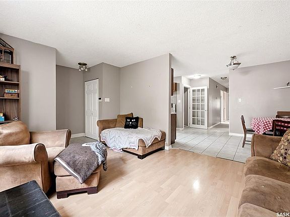 4th image of 2051 McDonald STREET