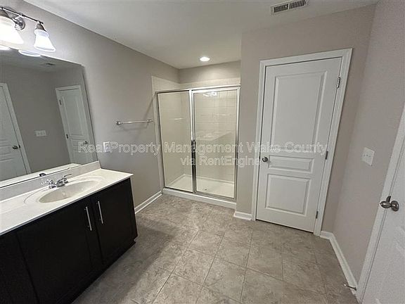 5th image of 1428 Glenwater Dr
