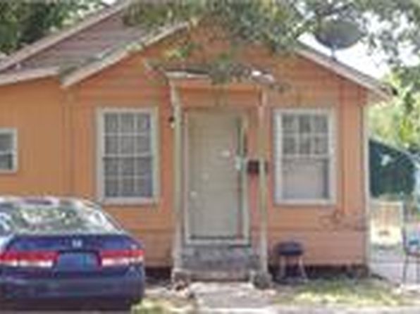 5112 Clayton Dr