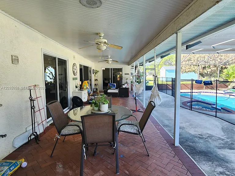 6101 Palmetto Dr — Photo 30