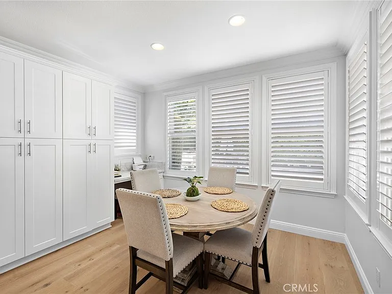 8 Victoria Ln — Photo 16