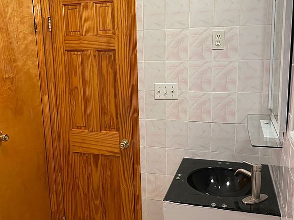 7479ca6b-9136-4b69-9515-e03320518b94