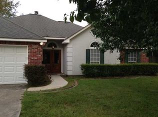 224 Woodcrest Dr, Covington, LA 70433