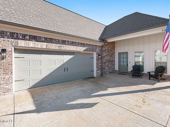 5th image of 5185 Watson View Dr