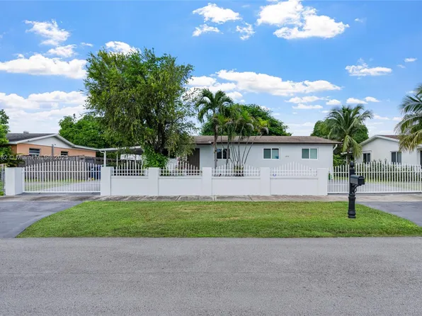11831 SW 182nd Ter, Miami, FL 33177