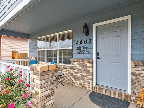 3rd image of 2607 Park View Dr