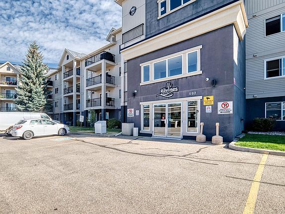 3rd image of 592 Hooke Rd NW #127