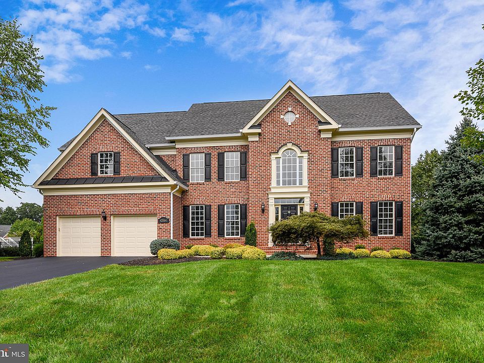 1st image of 43564 Calamus Creek Ct