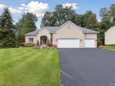 3048 Painted Dr, Howell, MI, 48843