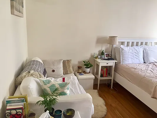 Rented by GPA Realty | media 10