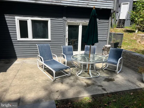 14915 River Rd, Rockville, MD 20854