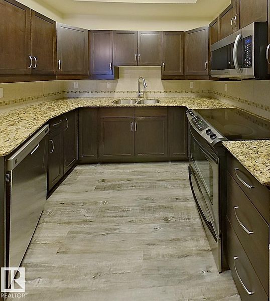 Edmonton Apartment for rent - 2 Bedrooms — photo 9