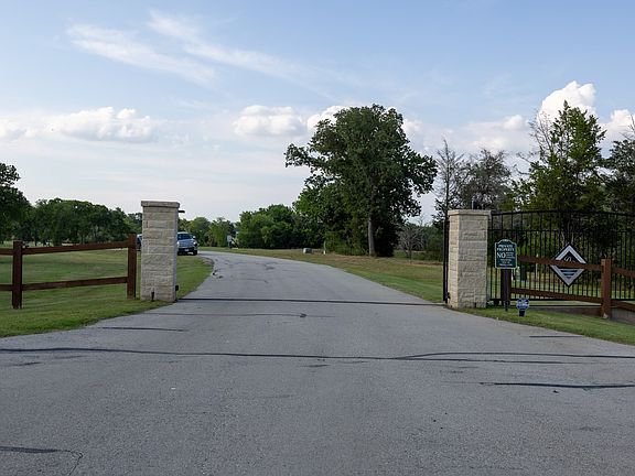 4th image of LOT 81 Diamond Point