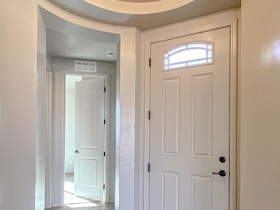 5th image of 147 Middle Creek Ln #11