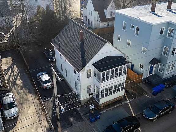 3rd image of 264 Cowden St