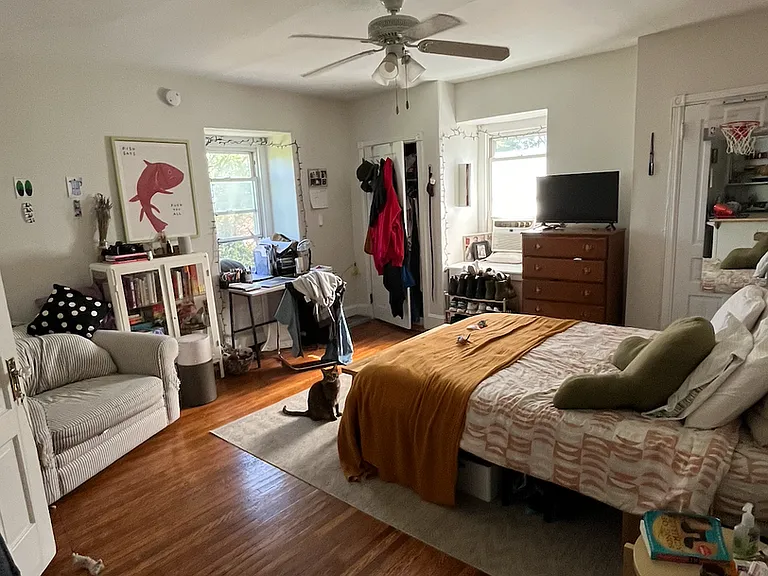 4710 Springfield Ave — Photo 16