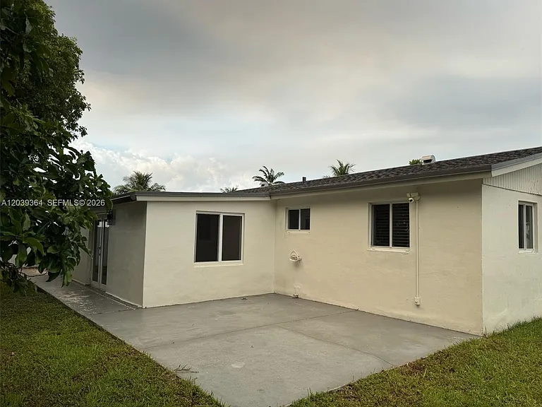 2181 SW 50th Ave — Photo 19