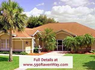 590 Raven Way, Naples, FL 34110