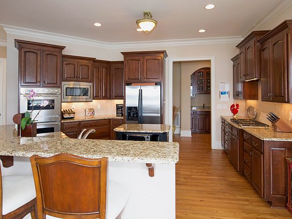 Gourmet Kitchen