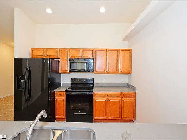 113 Cultural Park Blvd S — Photo 14
