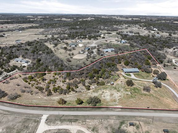 2nd image of 920 Horsemans Dr