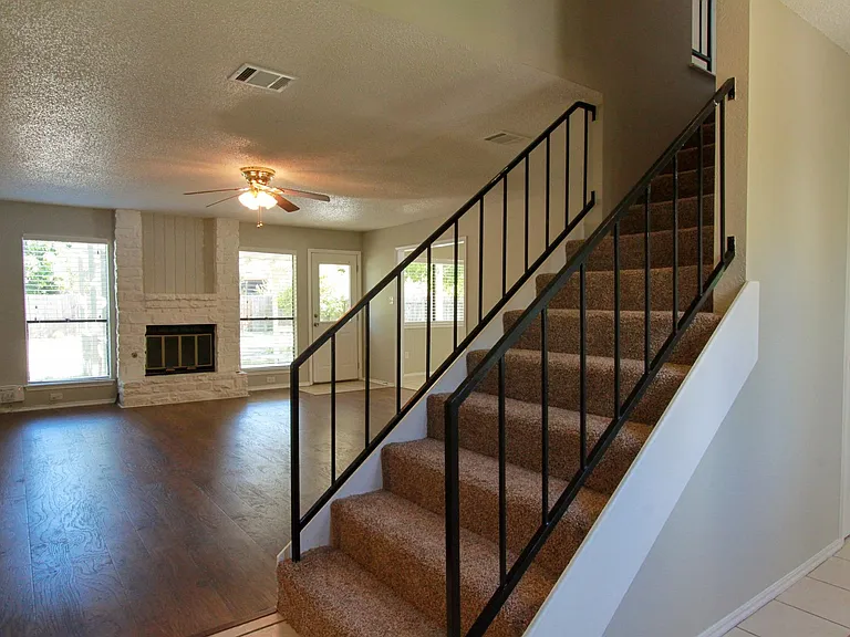 1809 Fawn Ridge Trl — Photo 9