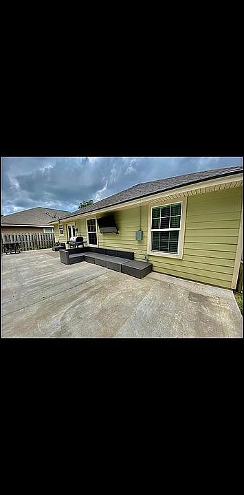 1st image of 6624 Palace Dr