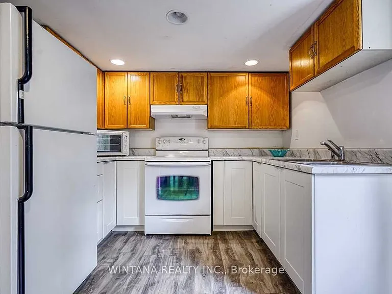 29 Whitman St #3 — Photo 6