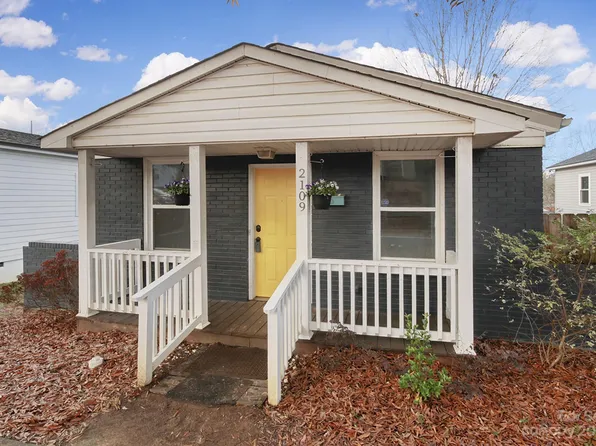 2109 Rush Wind Dr, Charlotte, NC 28206