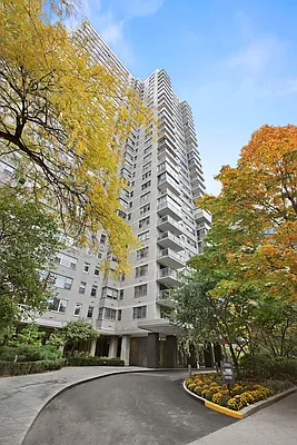 Sold by Corcoran | media 31