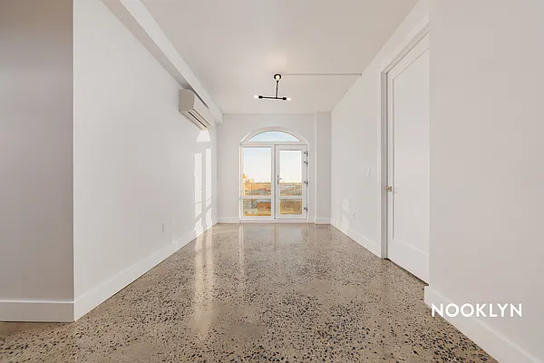 Rented by Nooklyn NYC LLC | media 4