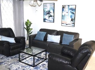 6310 E Calle Cappela, Tucson, AZ 85710