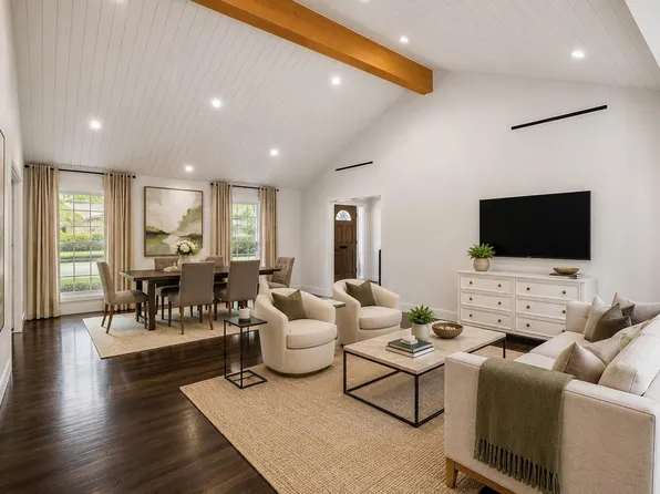 1902 Chimney Rock Rd, Houston, TX 77056