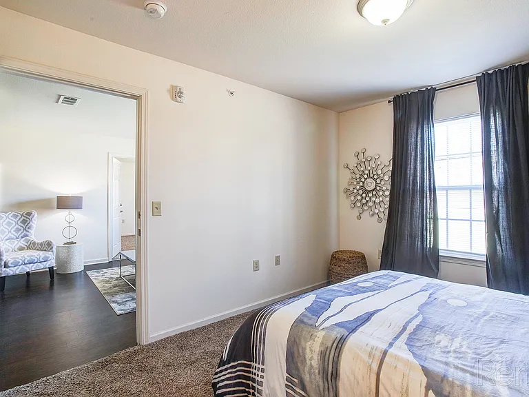 Glenrock Apartments — Photo 50
