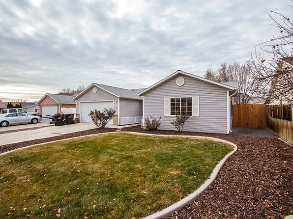 471 Gunnison Way