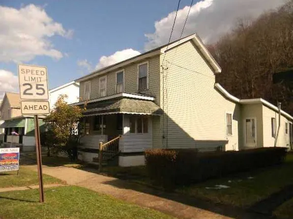 610 6th Ave, Worthington, PA 16226