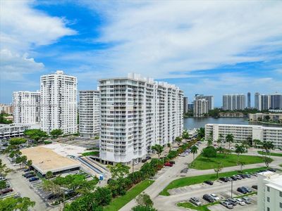 18021 Biscayne Blvd APT 301, Aventura, FL, 33160
