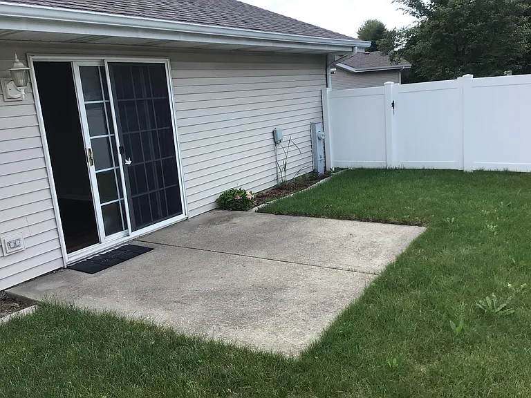 399 Golden Oak Ct — Photo 14