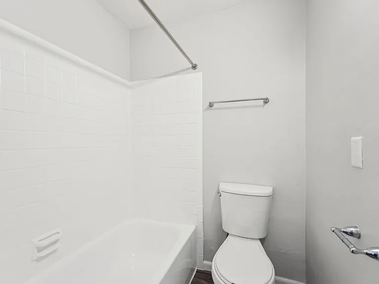 Park Flats Apartments — Photo 8