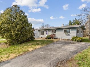 426 W Elm St, Solon, IA 52333