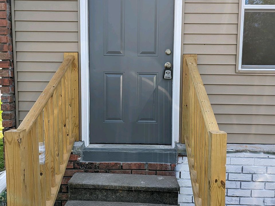 1st image of 701 Eiseman Ave #1