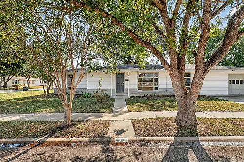 4634 Weir Dr Photo 1