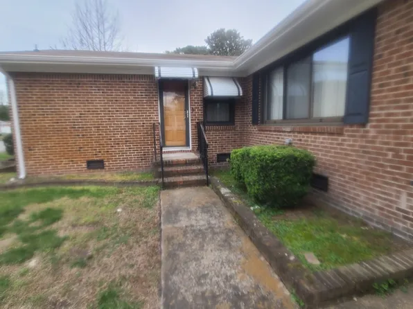 1413 Gort Ct, Portsmouth, VA 23701