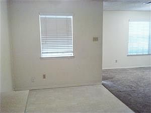 4th image of 7513 Hanover Ln