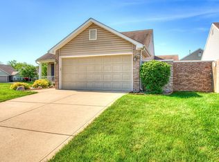 8155 Overbrooke Ln, Avon, IN 46123