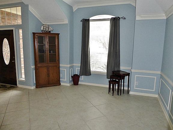 5th image of 3914 Bogden Village Cir