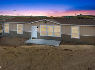 17165 E Leprechaun Rd, Dewey, AZ 86327