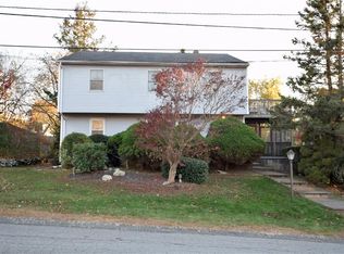 107 John Duggan Rd, Tiverton, RI 02878