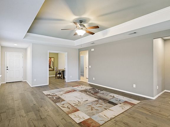 3rd image of 1643 Birmingham Forest Dr