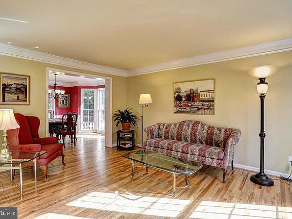 5th image of 3528 Forest Haven Dr